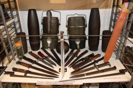 Menażki, bagnety, pociski w muzeum